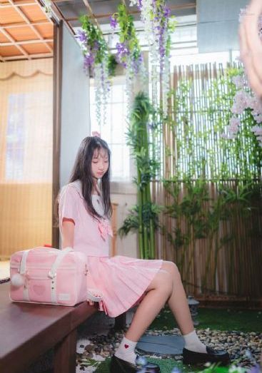 电影制服诱惑_1080视频大全